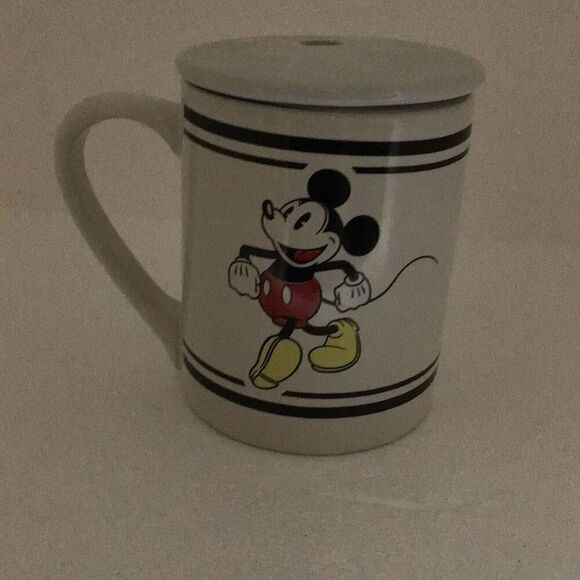 Vintage design, Mickey Mouse coffee mug with lid - Picture 1 of 6